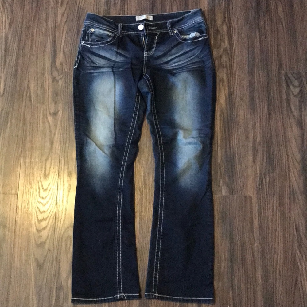 No boundaries size 13, white wash
